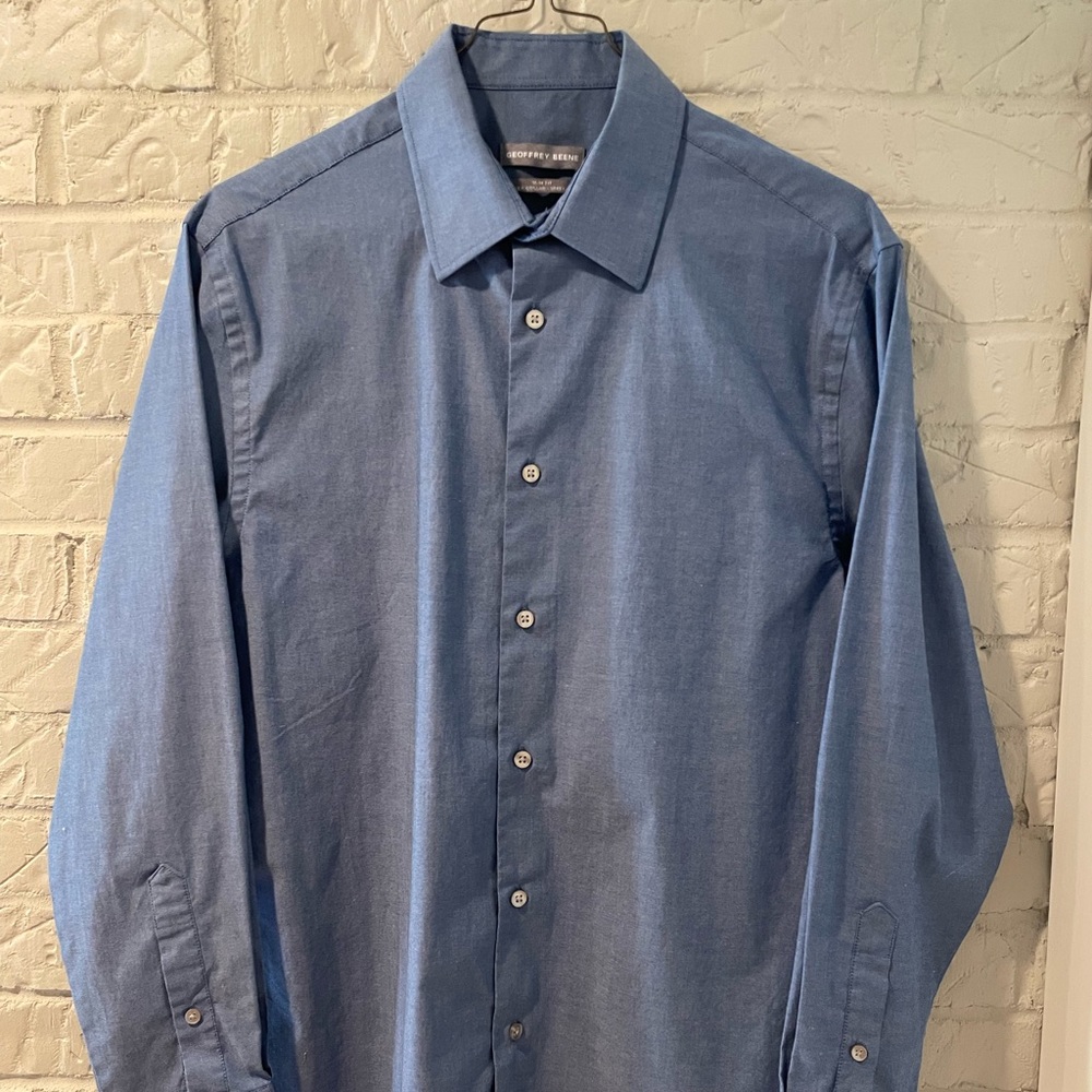 Dress Shirt Blue slim fit, flex collar - stretch, size M 15-15.5 / 32-33